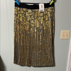 LuLaRoe Elegant Jill Gold and Green Pleated Skirt